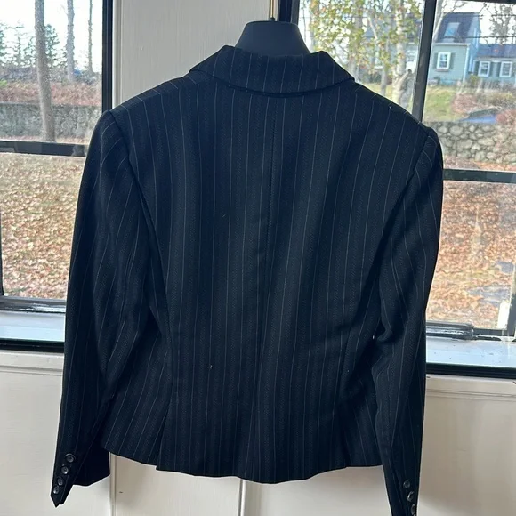 Lida Biday Black Pant Suit w pin stripes